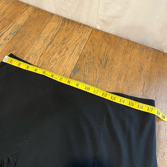 ❣️🖤 CRAZY LINE – Black Embroidered Skirt Size 14 - Picture 7 of 9